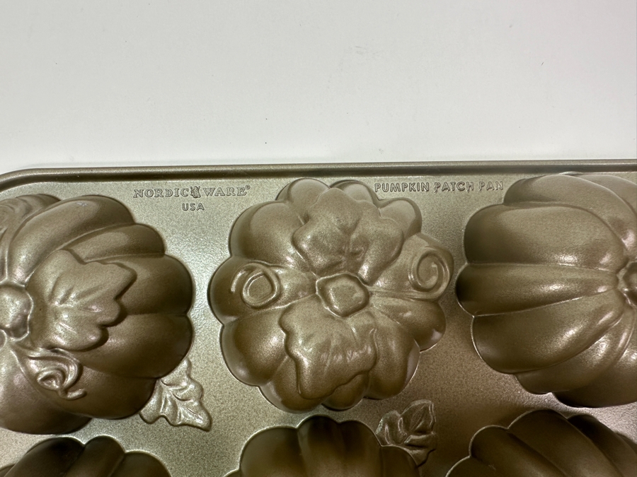 Set of (2) Vintage Nordic Ware Baking Molds 16' W [Photo 8]