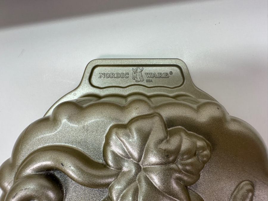 Set of (2) Vintage Nordic Ware Baking Molds 16' W [Photo 5]