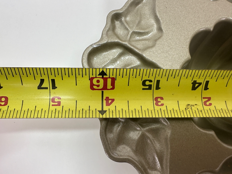 Set of (2) Vintage Nordic Ware Baking Molds 16' W [Photo 10]