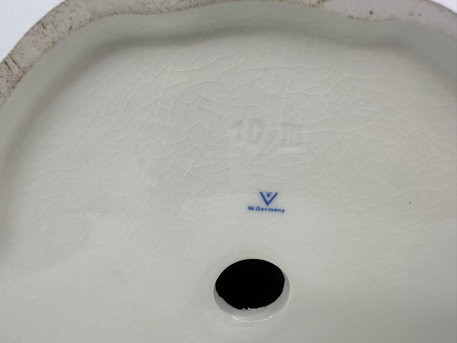 Hummel Flower Madonna German Porcelain Figurine 11' H [Photo 11]