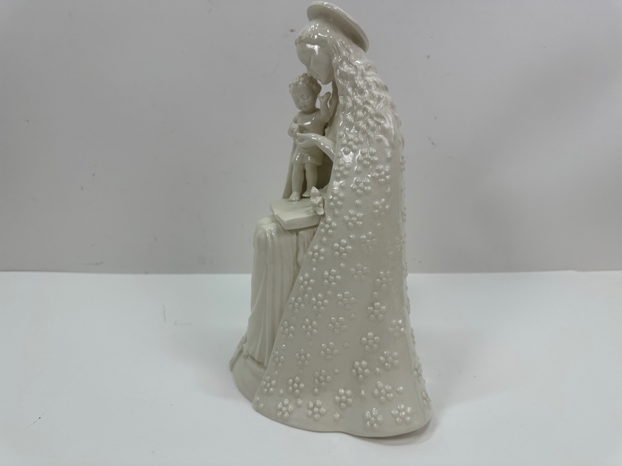 Hummel Flower Madonna German Porcelain Figurine 11' H [Photo 5]