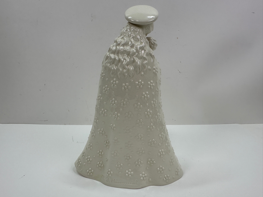 Hummel Flower Madonna German Porcelain Figurine 11' H [Photo 6]