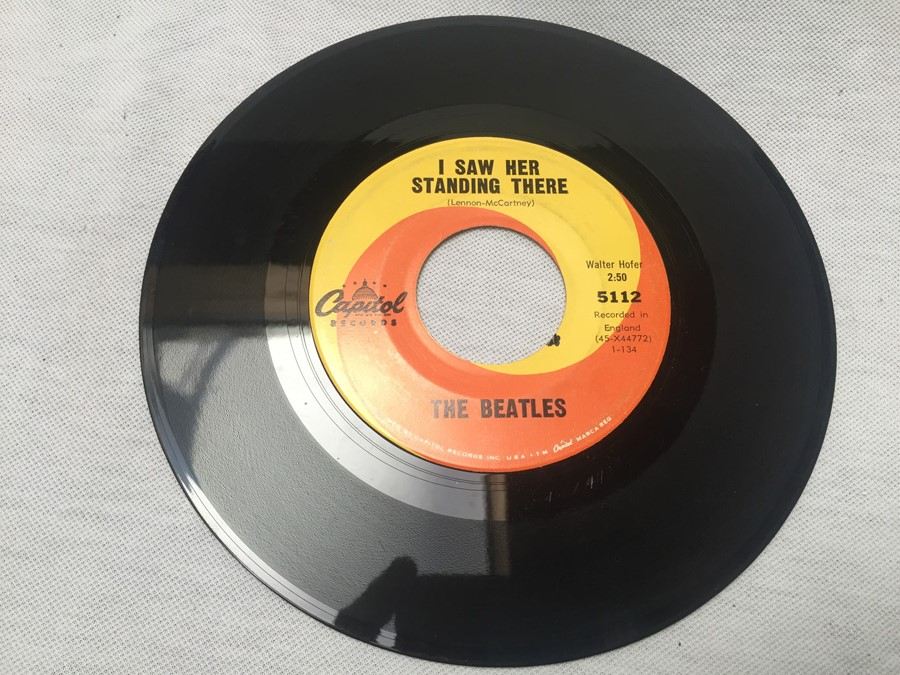 45 Vinyl Record Capital The Beatles 5112 I Saw Her Standing There / I Want To Hold Your Hand