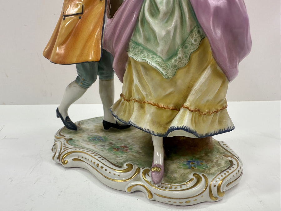Vintage Hand Painted Italian Capodimonte Porcelain Figurine 8.5'H [Photo 5]