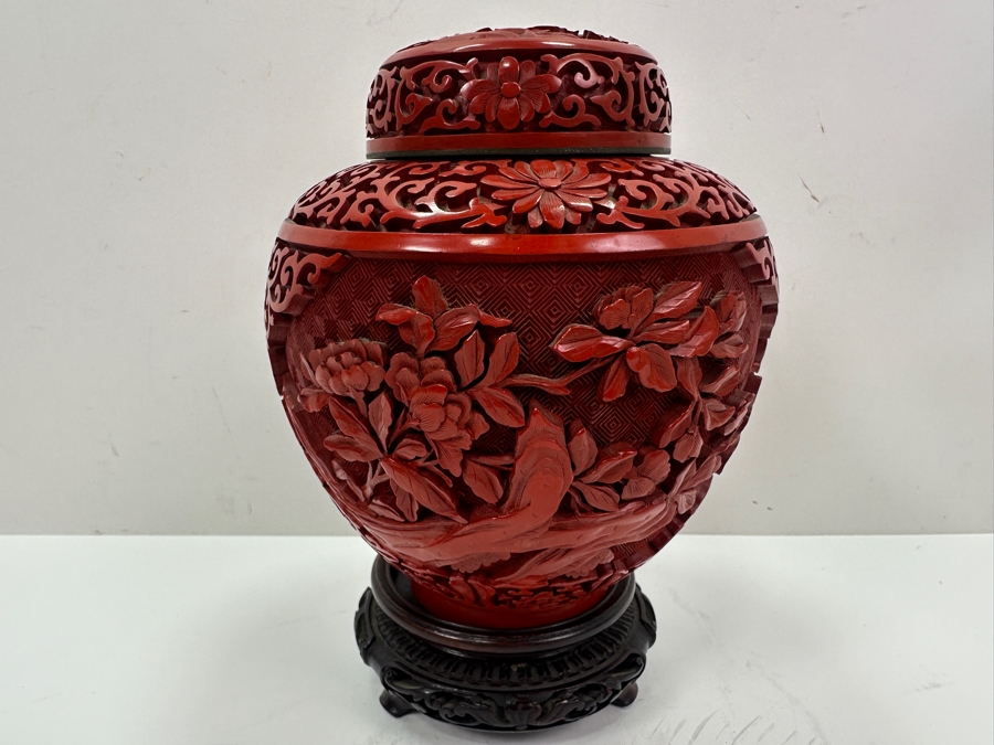 Vintage Chinese Hand Carved Cinnabar Lidded Jar With Wooden Stand 6.5'H [Photo 5]