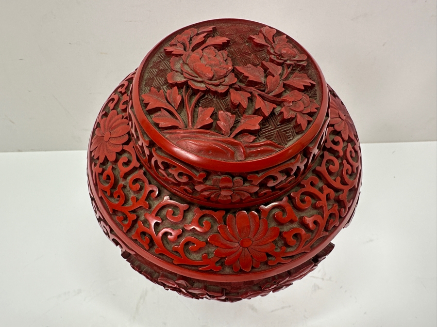 Vintage Chinese Hand Carved Cinnabar Lidded Jar With Wooden Stand 6.5'H [Photo 4]