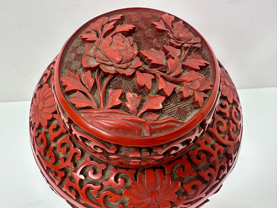 Vintage Chinese Hand Carved Cinnabar Lidded Jar With Wooden Stand 6.5'H [Photo 3]
