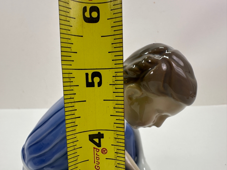 Bing & Grondahl B&G 'Only One Drop' Girl With Cat Figurine 5.5'H [Photo 8]