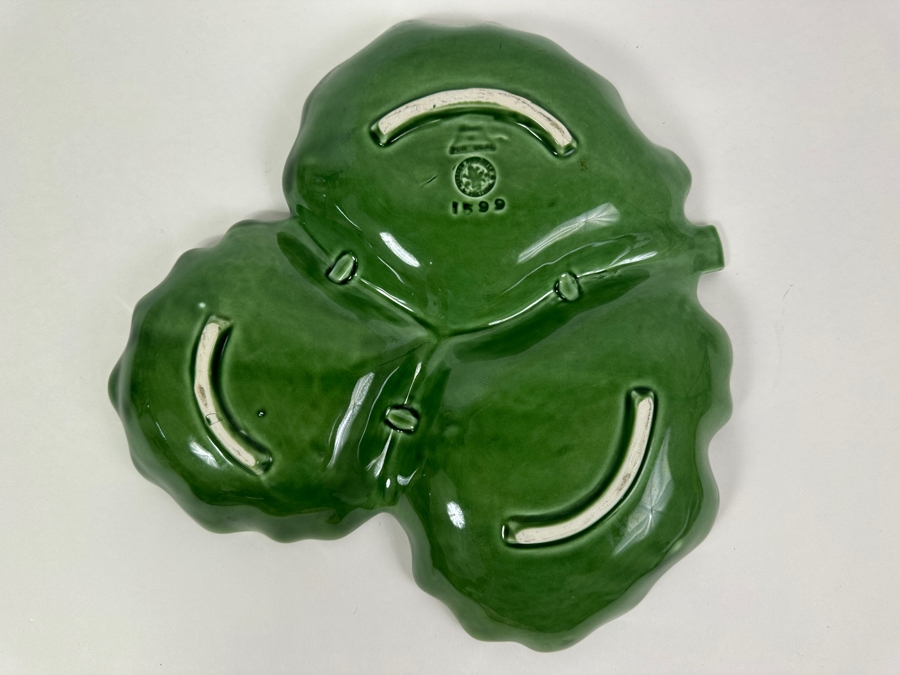 Vintage Bordallo Pinherio Cabbage Leaf Platter 14' x 13.5' [Photo 2]