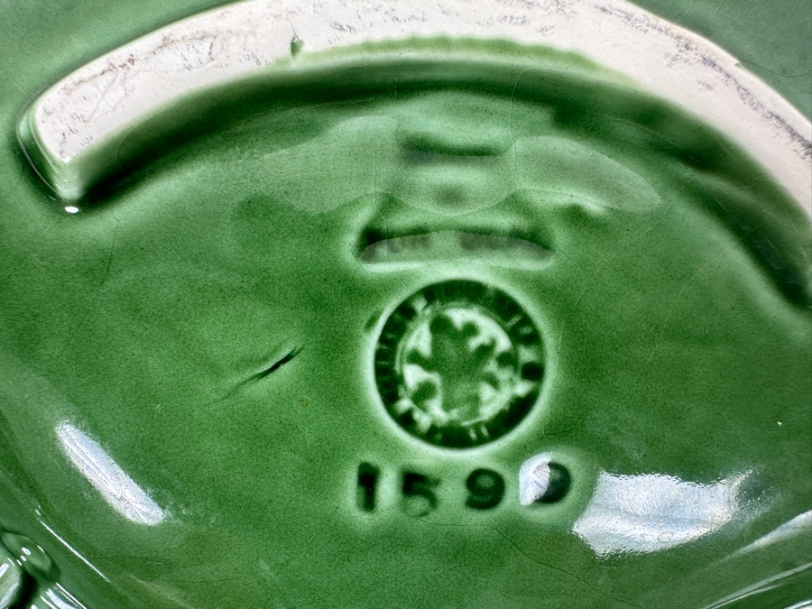 Vintage Bordallo Pinherio Cabbage Leaf Platter 14' x 13.5' [Photo 3]