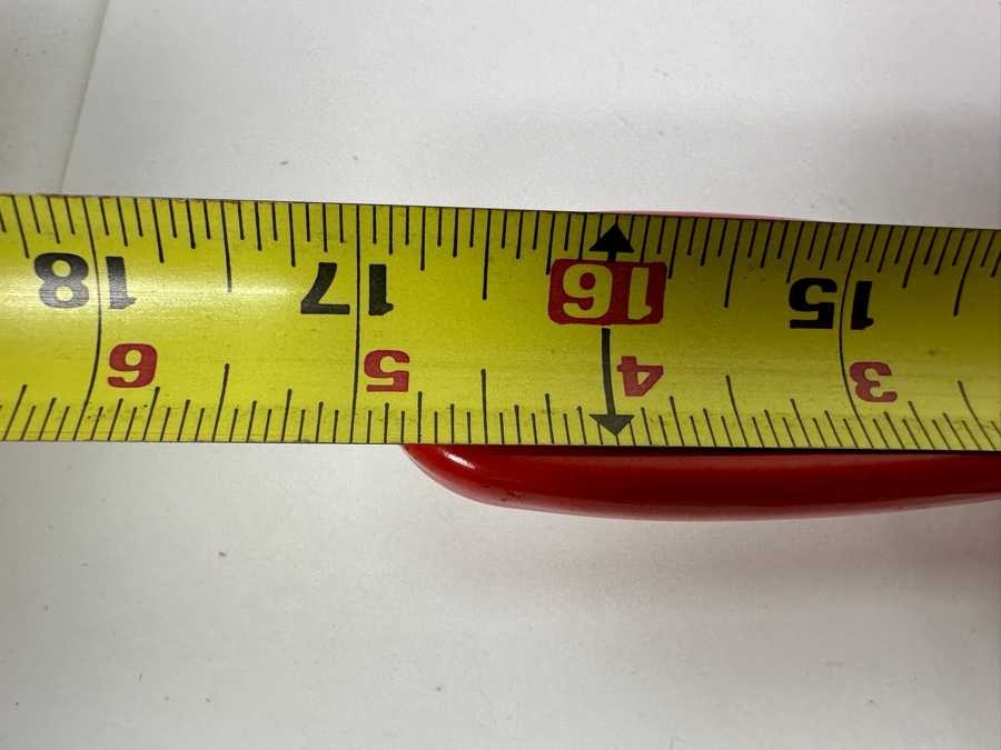 Le Creuset Signature Square Cast Iron Skillet Grill 17' x 11.5'  [Photo 6]