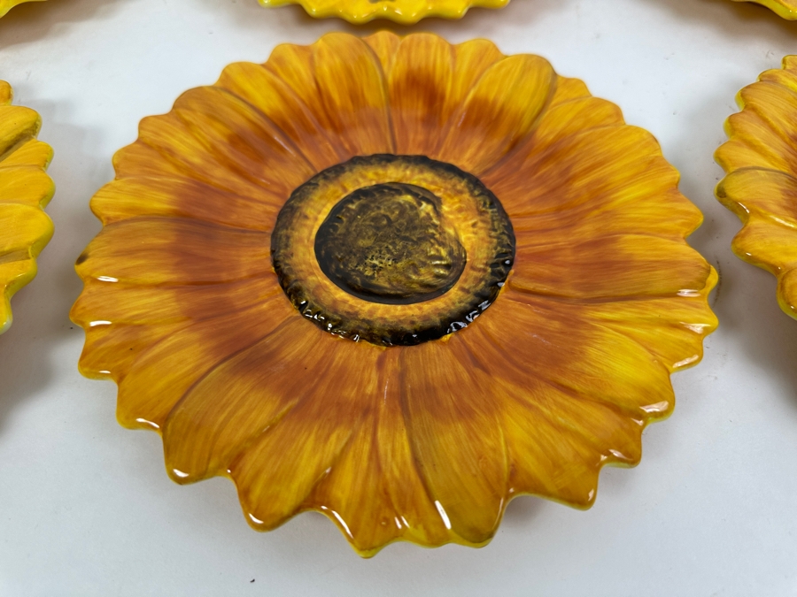 (6) 8' Sunflower Dishes By Tre Sorelle Studios [Photo 3]