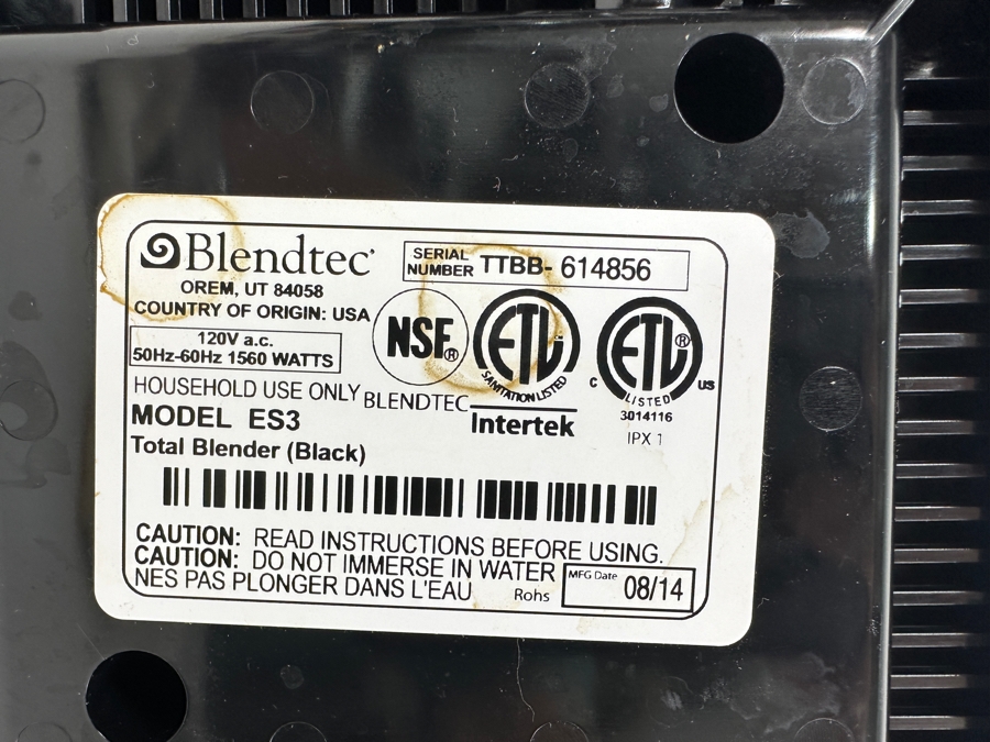 Blendtech ES3 Total Blender with Recipe Book and Manual [Photo 10]