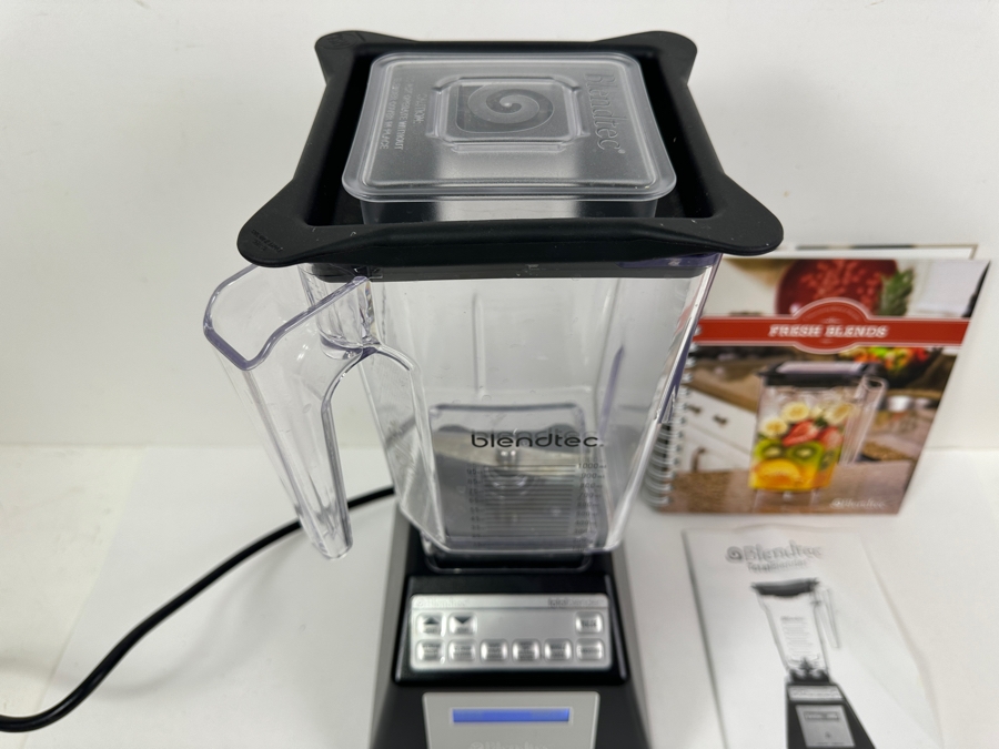 Blendtech ES3 Total Blender with Recipe Book and Manual [Photo 6]
