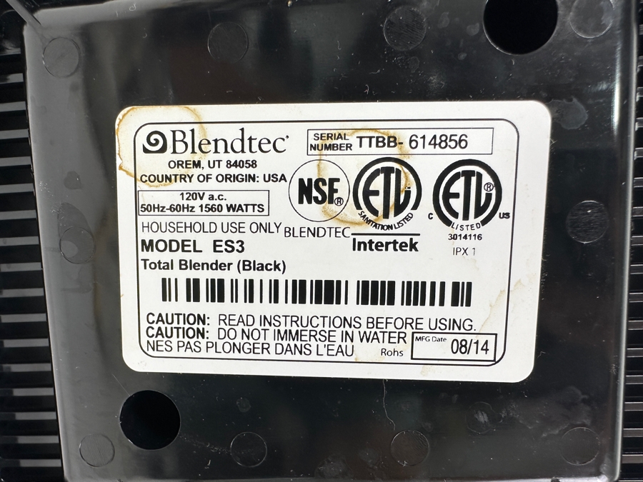 Blendtech ES3 Total Blender with Recipe Book and Manual [Photo 9]