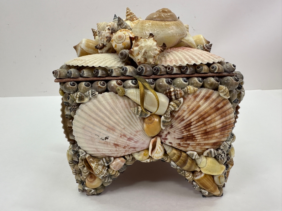 Applied Organic Shell Tissue Box 9W X 6.5D X 7H [Photo 4]