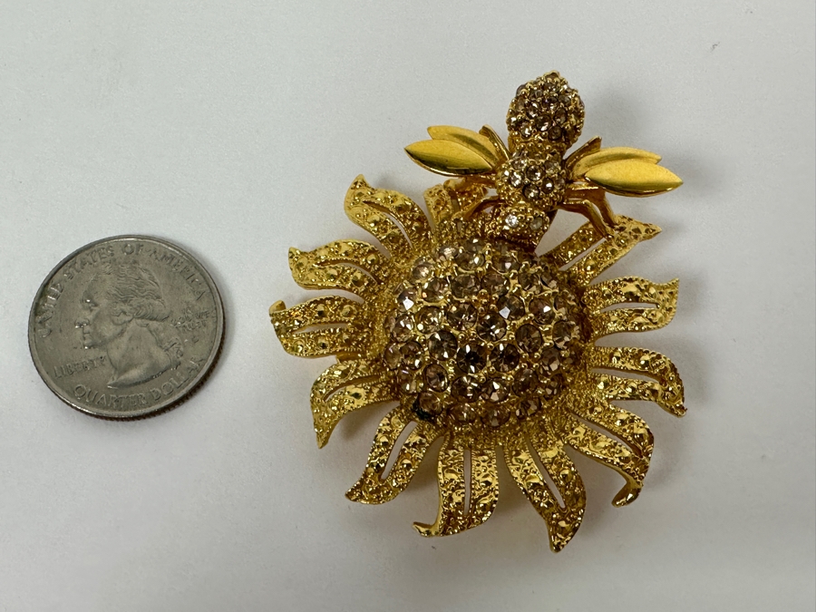 St John Bee & Sunflower Pin Brooch [Photo 6]
