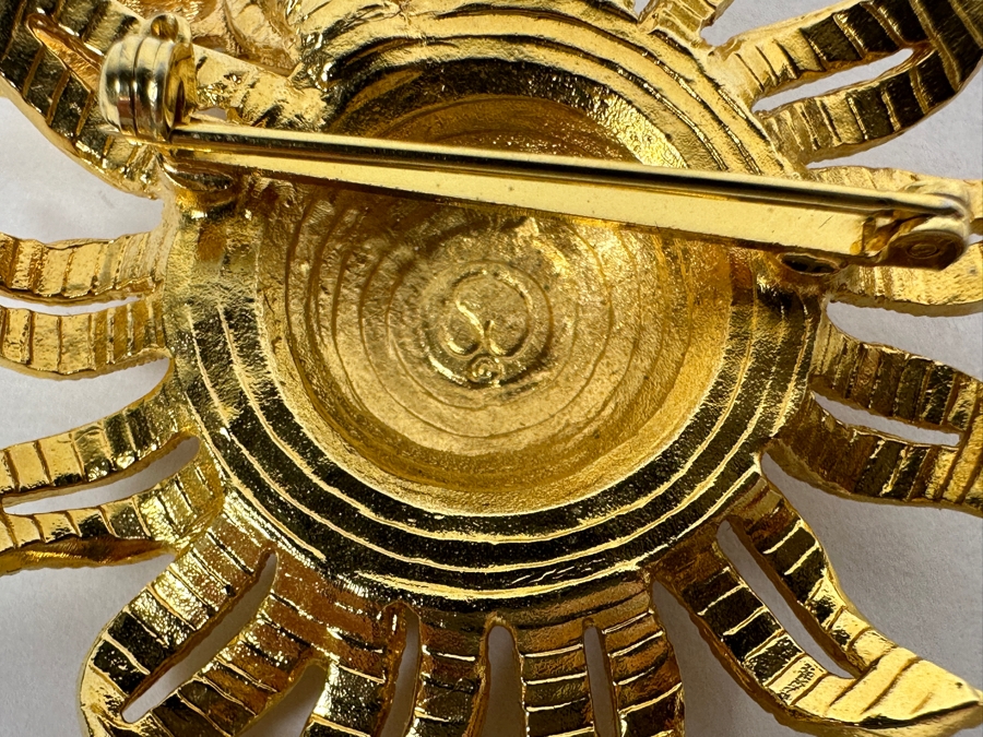 St John Bee & Sunflower Pin Brooch [Photo 5]