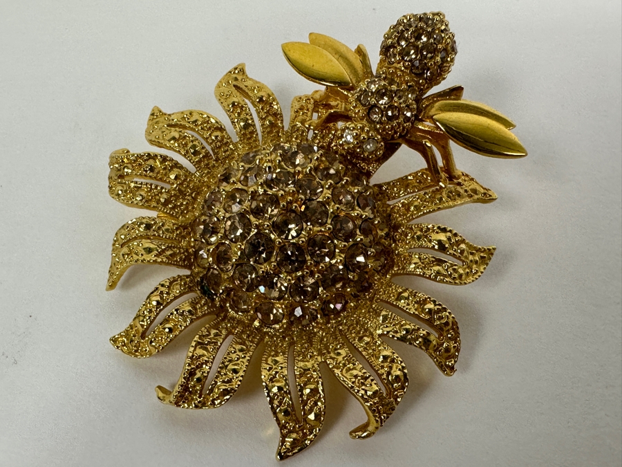 St John Bee & Sunflower Pin Brooch [Photo 2]