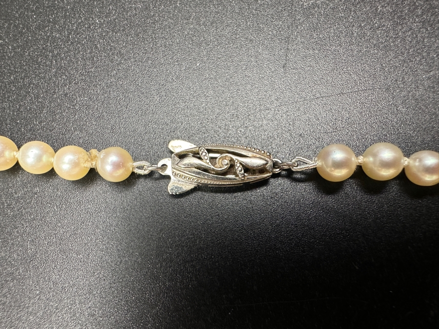 Vintage Mikimoto Pearl 20' Necklace With 14k Gold Clasp [Photo 4]