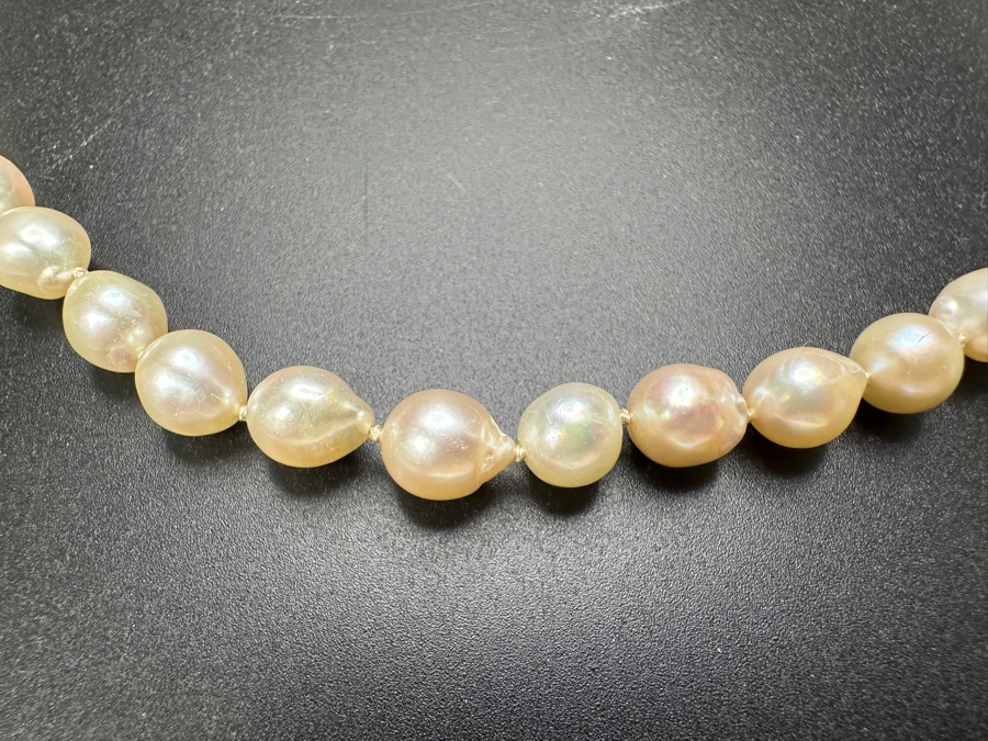 Vintage Pearl 22' Necklace With Silver Clasp [Photo 3]