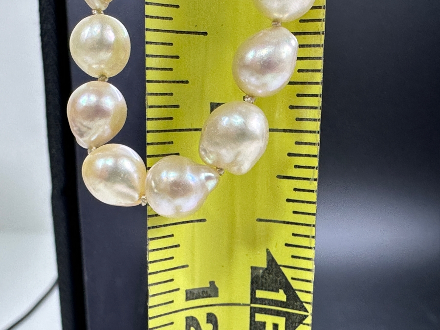 Vintage Pearl 22' Necklace With Silver Clasp [Photo 6]