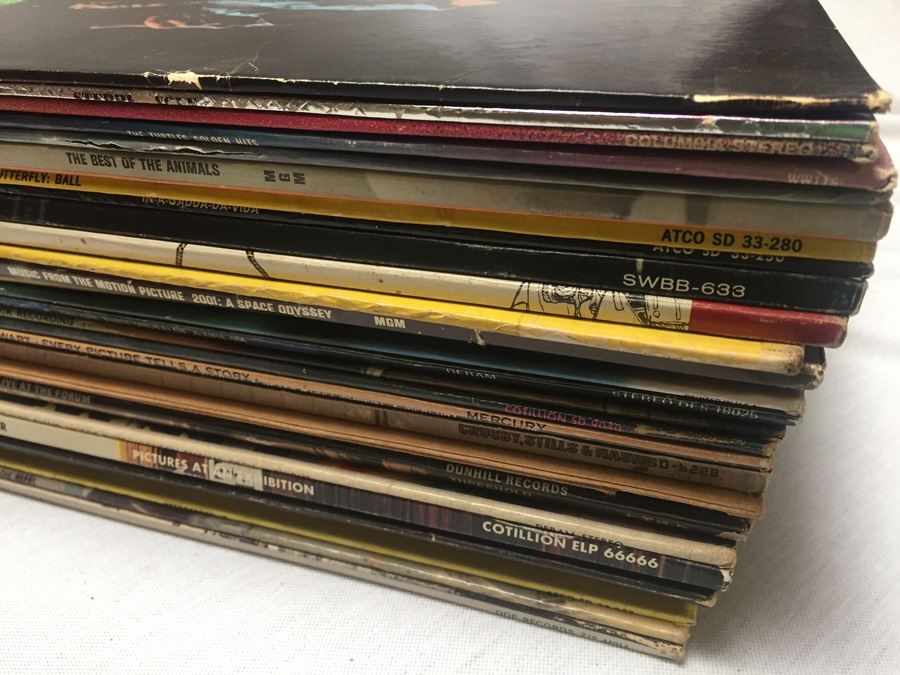 Lot of 33 Vinyl Records (Total of 30 Records in Lot) [Photo 5]
