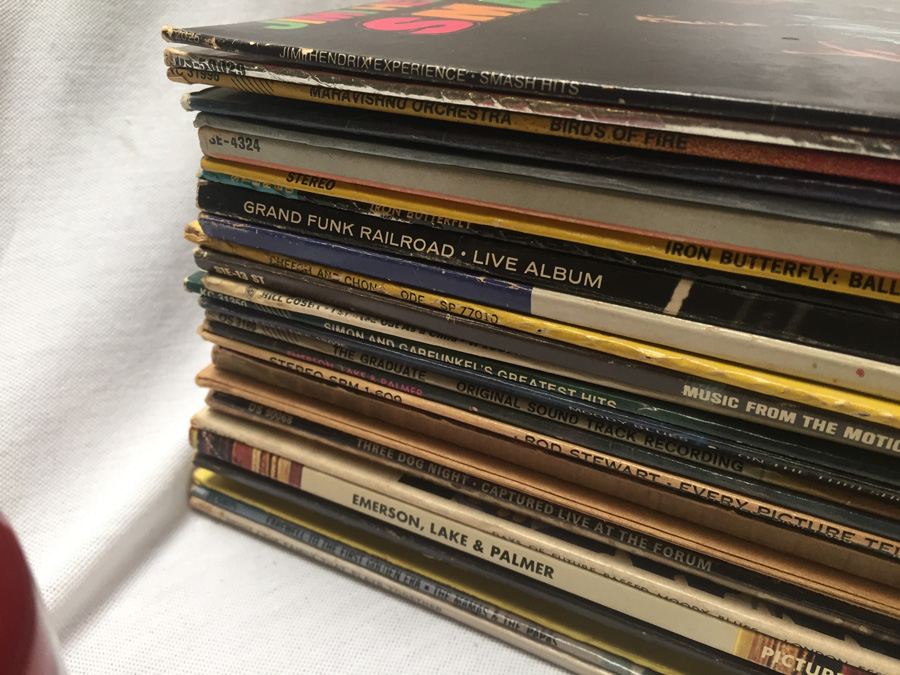 Lot of 33 Vinyl Records (Total of 30 Records in Lot) [Photo 7]