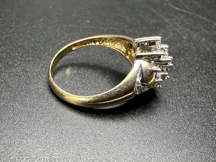 10k Gold Diamond Ring Set With (23) .01 Diamonds Est. .25cttw Size 7 3.6g Retails $600 [Photo 8]