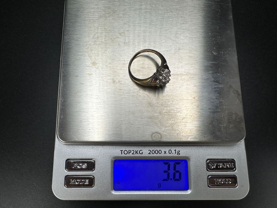 10k Gold Diamond Ring Set With (23) .01 Diamonds Est. .25cttw Size 7 3.6g Retails $600 [Photo 12]