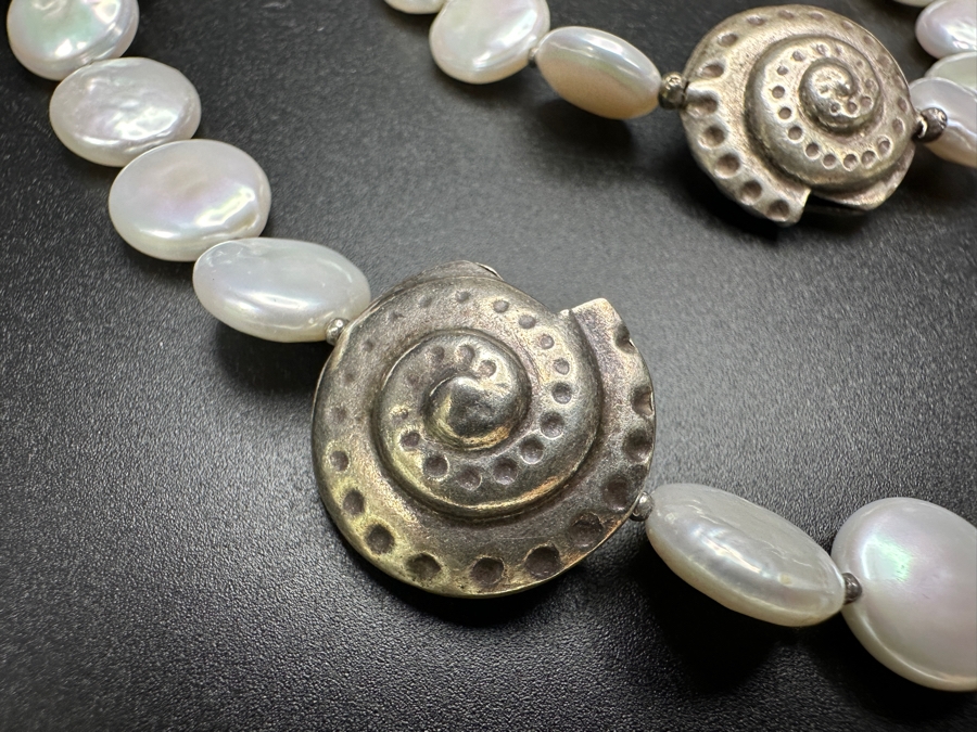 16' Pearl Necklace With Matching 8' Bracelet [Photo 3]