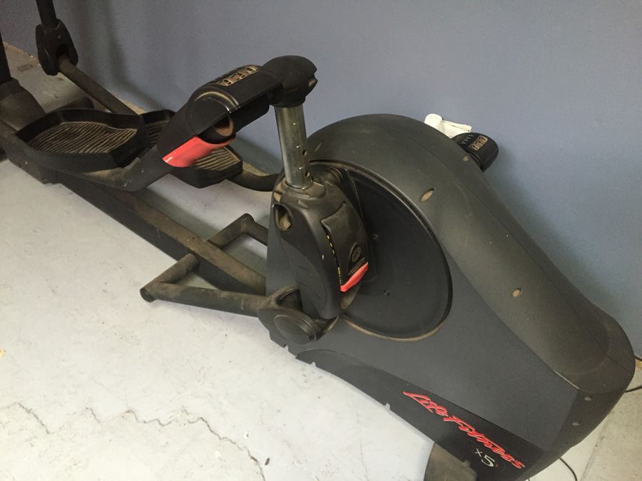 Life Fitness x5i Elliptical CrossTrainer (Retail 1,799)