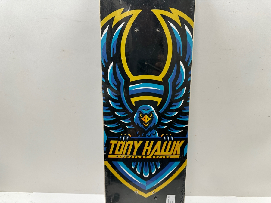 New Tony Hawk Signature Series Skateboard Deck 30.75' X 7.5' [Photo 2]