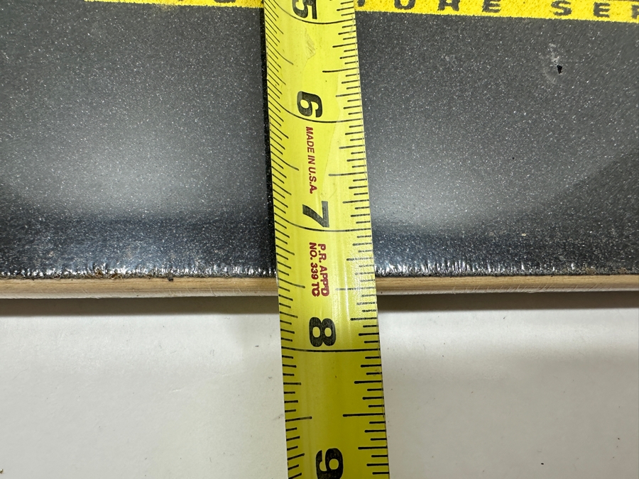 New Tony Hawk Signature Series Skateboard Deck 30.75' X 7.5' [Photo 4]