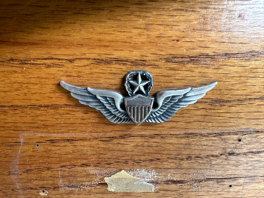 Just Added - Actual Bell Helicopter Tail Rotor Mounted On Wooden Frame 54.5 X 22 With U.S. Army Master Aviator Badge Pilot Wings And Crazy Horse Saloon Anchorage, AK Ice Scraper  [Photo 6]