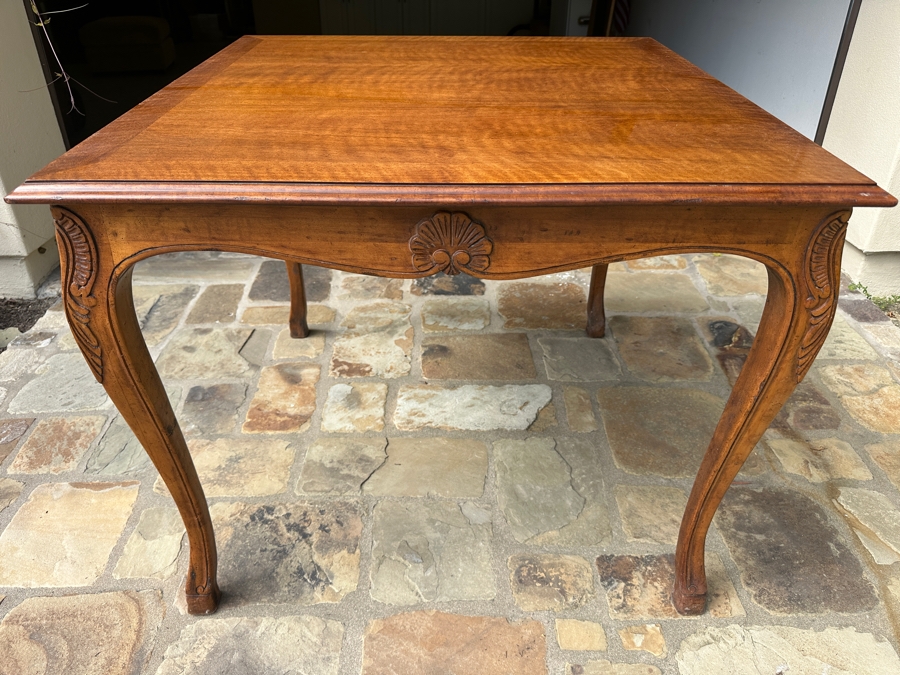 Just Added - Vintage Wellington Hall Wooden Gaming Table 36'W X 36'D X 30'H [Photo 2]