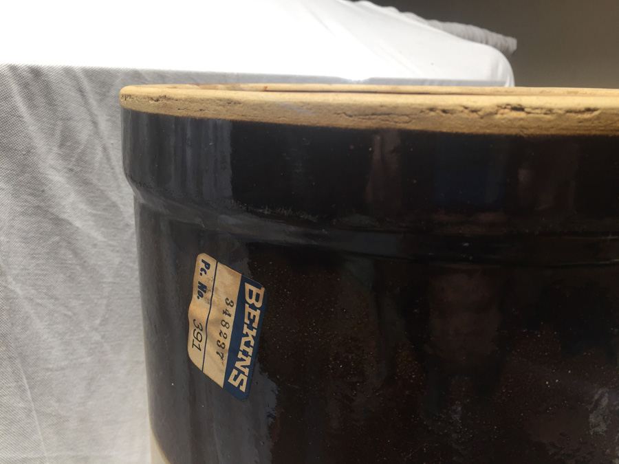 Primitive Burley and Winter 6 Gallon Crock Jug Pot, Crooksville, Ohio [Photo 5]