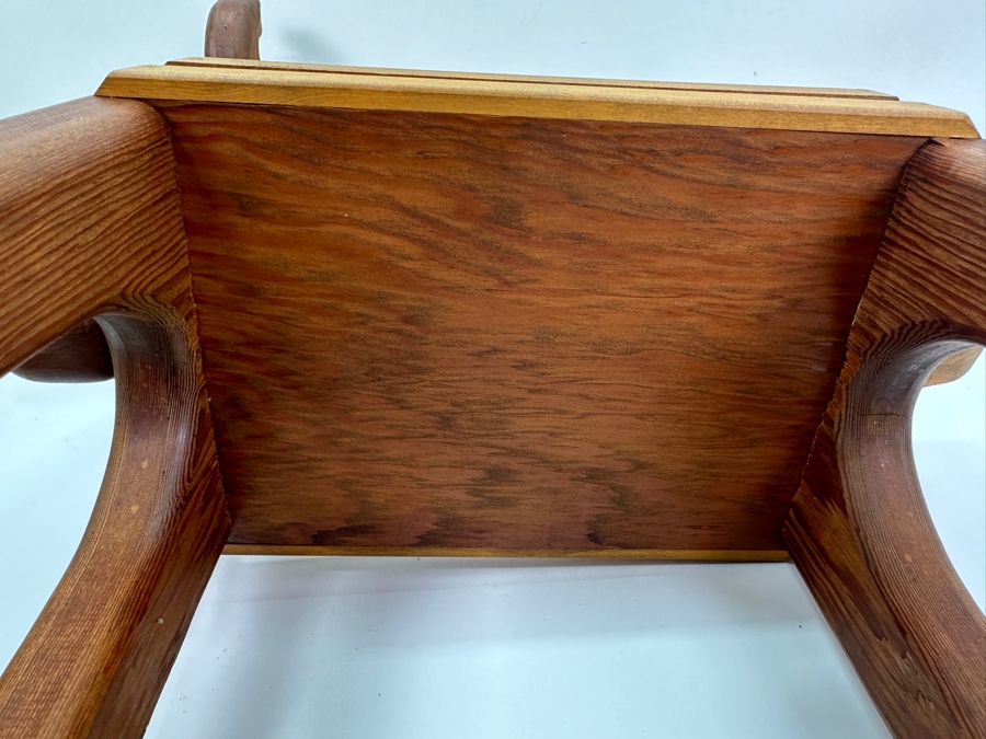 Handmade Wooden Reindeer Planter Crate 23W X 9D X 24H [Photo 4]