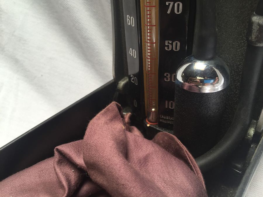 Vintage W.A. Baum Baumanometer Desk Model Blood Pressure [Photo 3]