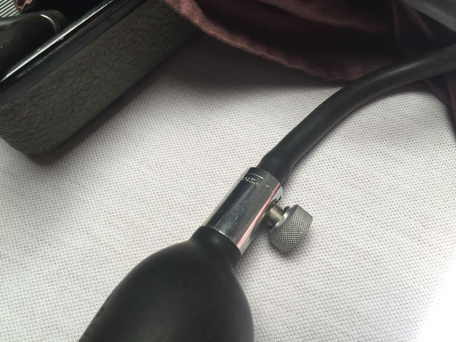 Vintage W.A. Baum Baumanometer Desk Model Blood Pressure [Photo 7]