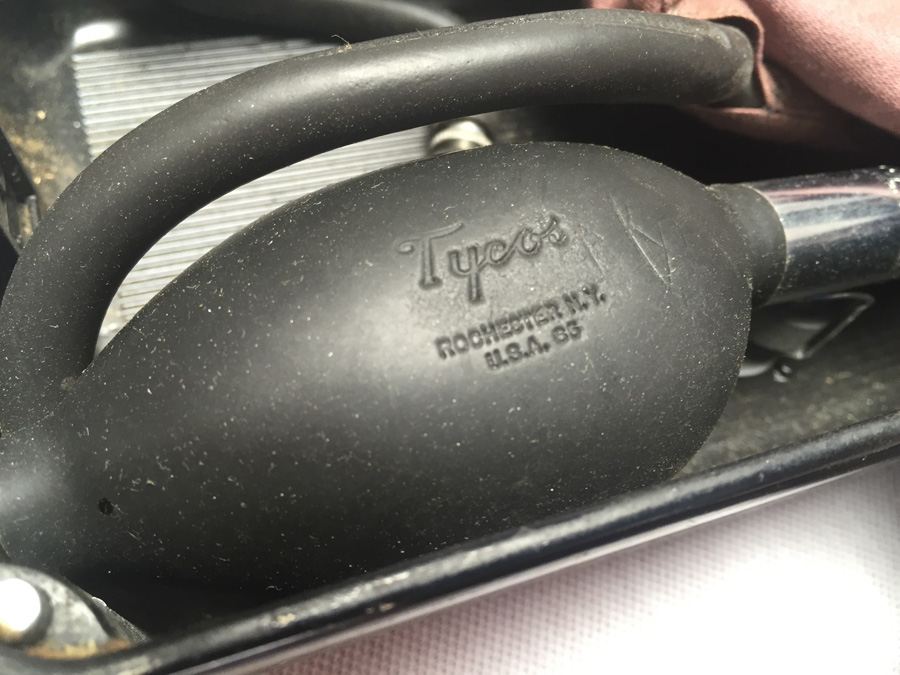 Vintage W.A. Baum Baumanometer Desk Model Blood Pressure [Photo 5]