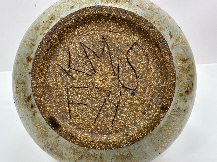 Vintage Mid-Century Artist Signed Art Pottery Vase 6'H [Photo 7]