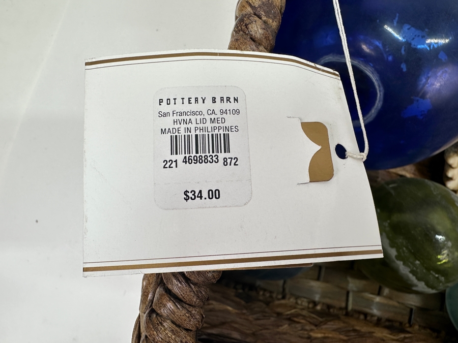 Pottery Barn Havana Basket With (5) Glass Fishing Floats And Organic Seashell [Photo 8]
