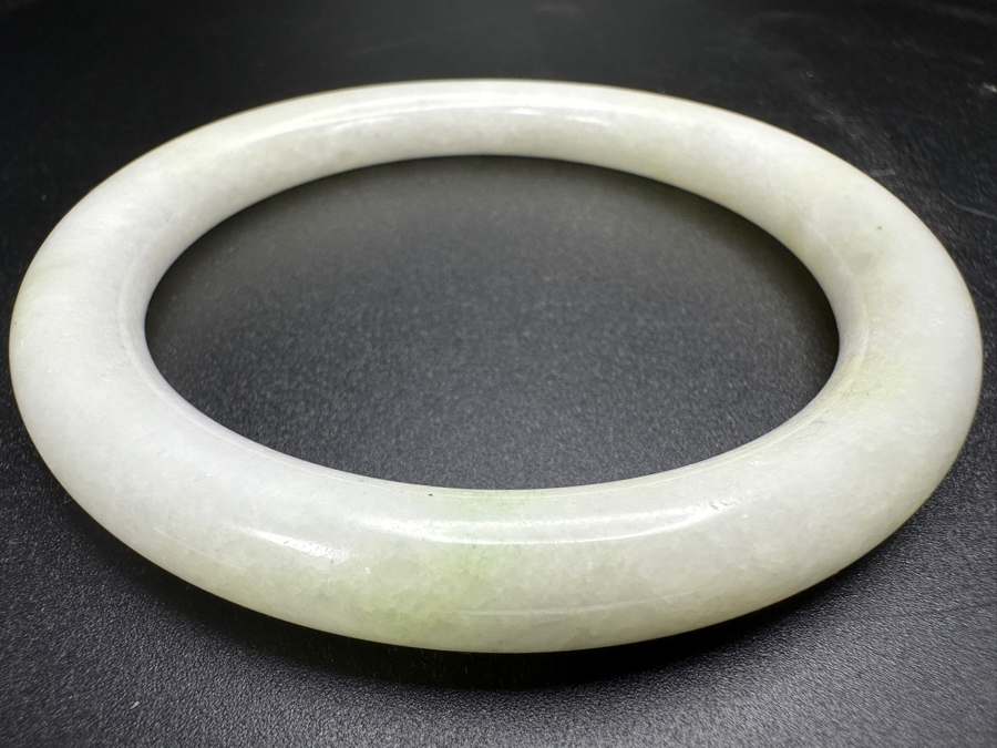 Jade Bangle Bracelet 3 1/8'W 40g [Photo 4]