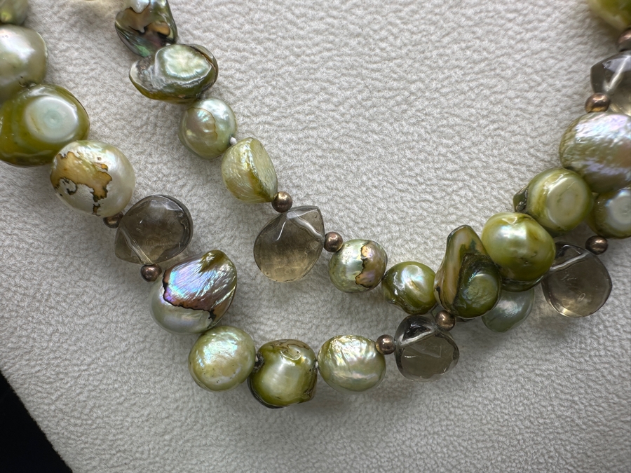 40' Pearl Necklace [Photo 2]