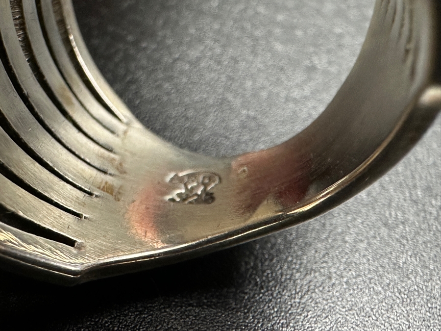 Sterling Silver Running Bear R.B. Turquoise Ring Size 8 18.1g [Photo 7]