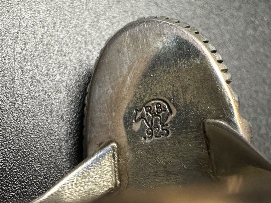 Sterling Silver Running Bear R.B. Orange Spiny Oyster Ring Size 9 12.2g	 [Photo 9]