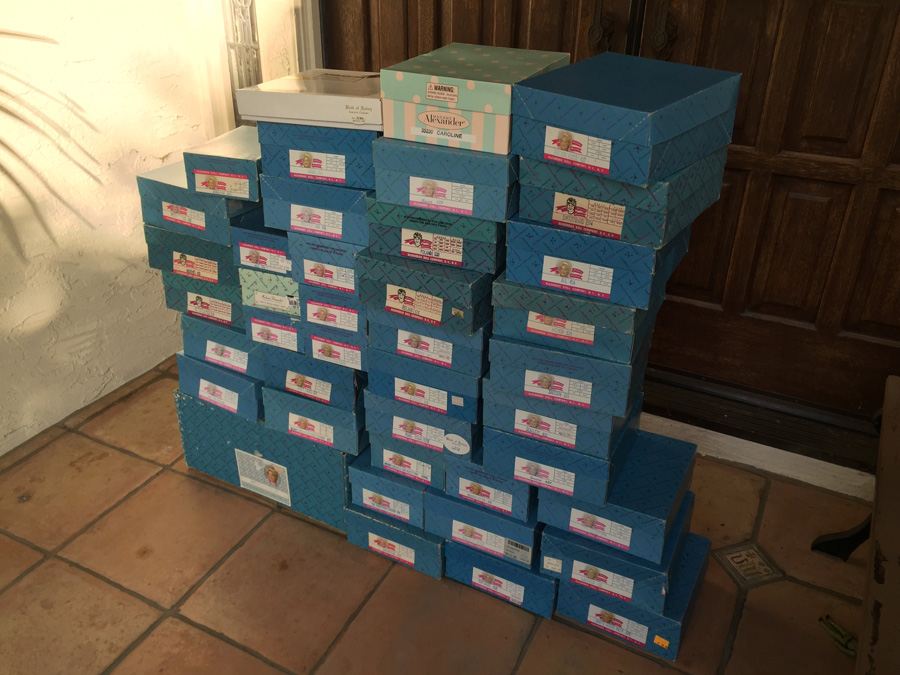 HUGE Vintage Madame Alexander Doll Collection in Original Boxes - 40 Dolls! [Photo 4]