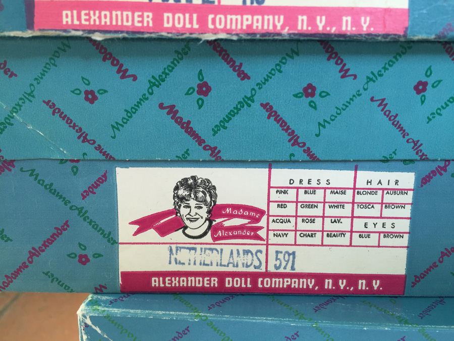 HUGE Vintage Madame Alexander Doll Collection in Original Boxes - 40 Dolls! [Photo 9]
