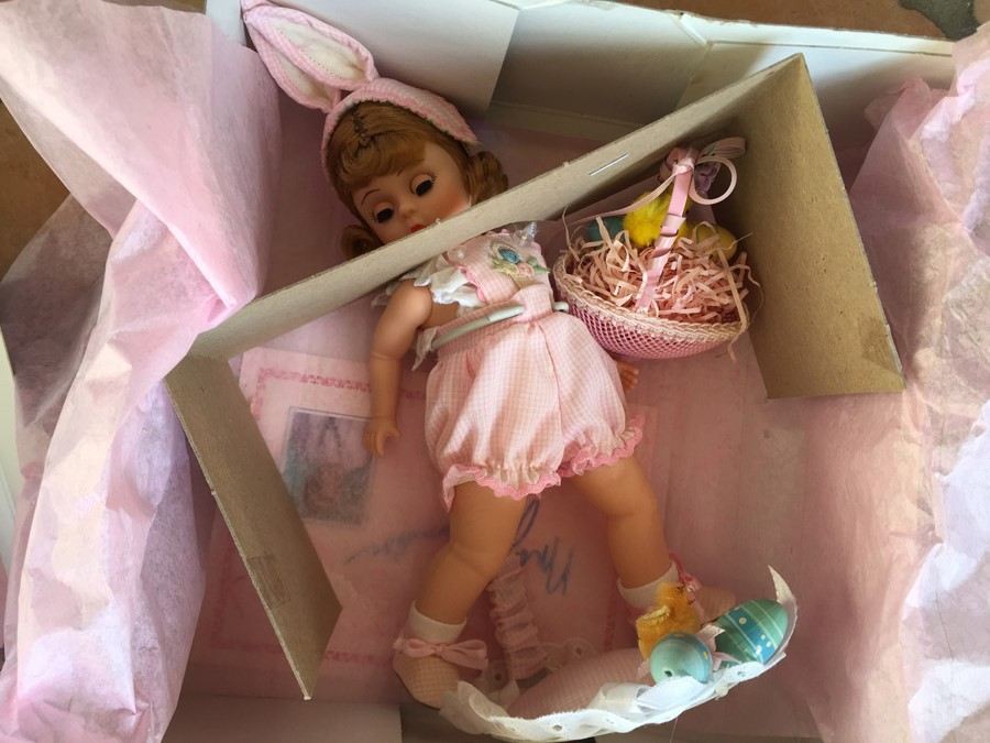 HUGE Vintage Madame Alexander Doll Collection in Original Boxes - 40 Dolls! [Photo 95]